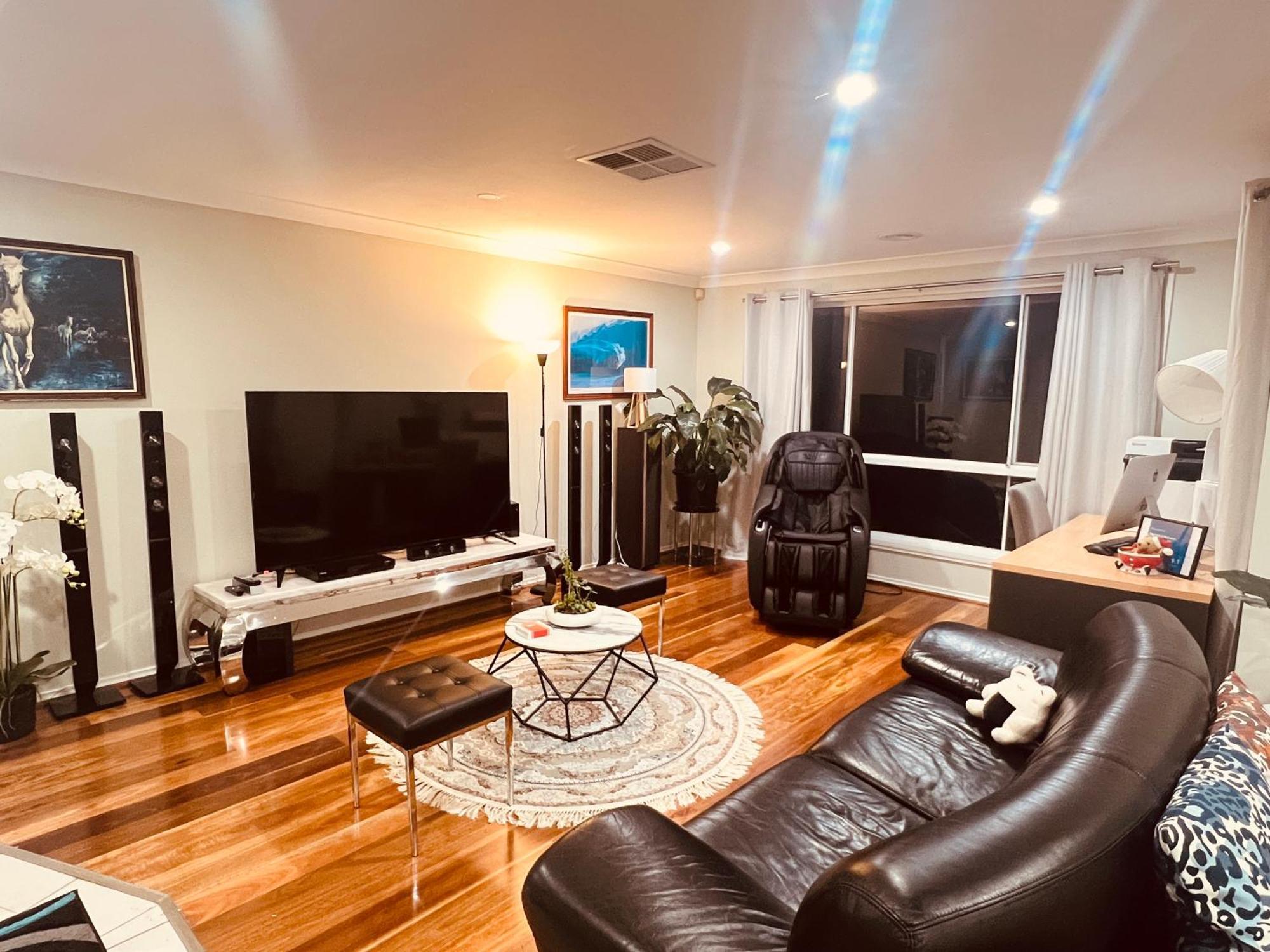 Spacious 6 Bedroom Holiday Home 15 Min Away From Melbourne Airport Sydenham Exterior photo