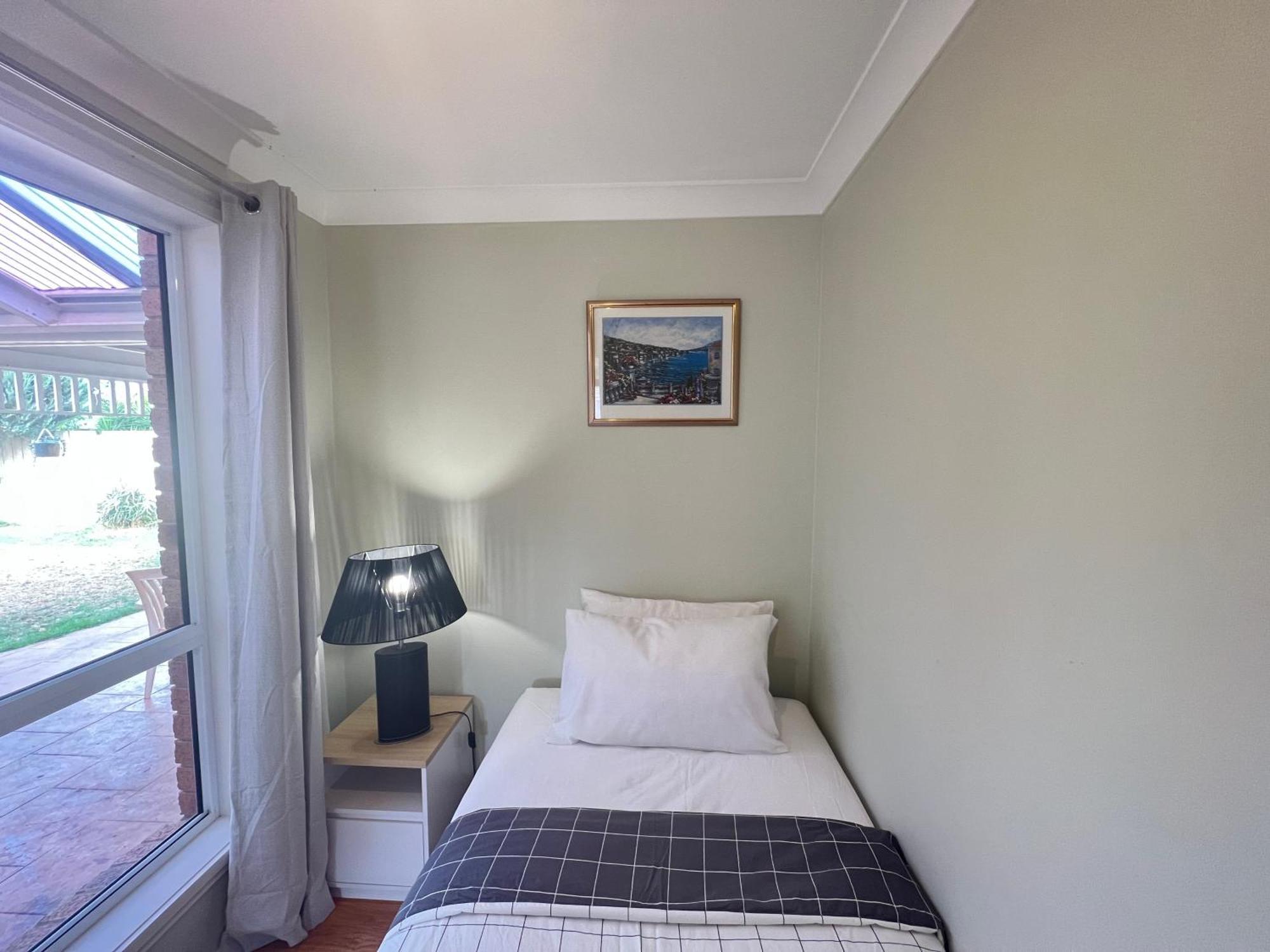 Spacious 6 Bedroom Holiday Home 15 Min Away From Melbourne Airport Sydenham Exterior photo