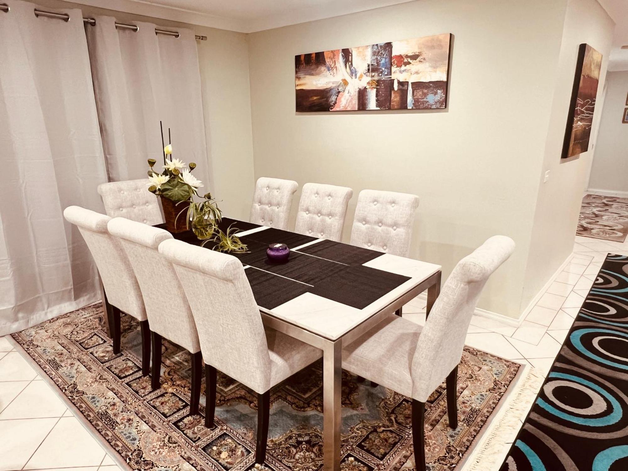 Spacious 6 Bedroom Holiday Home 15 Min Away From Melbourne Airport Sydenham Exterior photo
